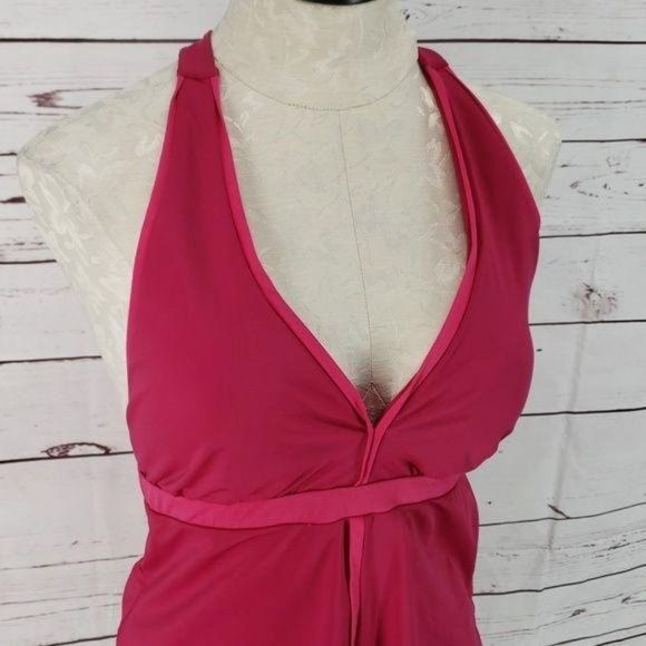 Spanx Tankini Halter Swimsuit Top Size 10 - Picture 2 of 7